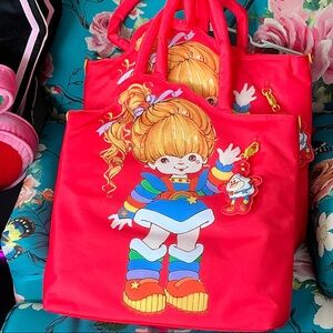 RAINBOW BRITE PUFFY NYLON DIE CUT TOTE BAG W/ BAG CHARM